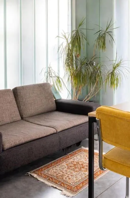 헨트 Architectural House Near City Center - 20Min Walk 빌라 0*,  벨기에